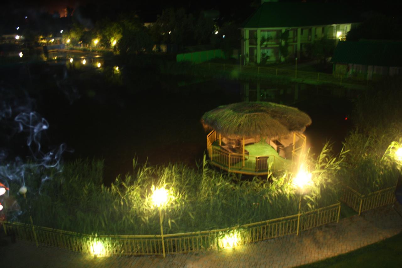 Green Hotel-Club Zatoka Exterior photo