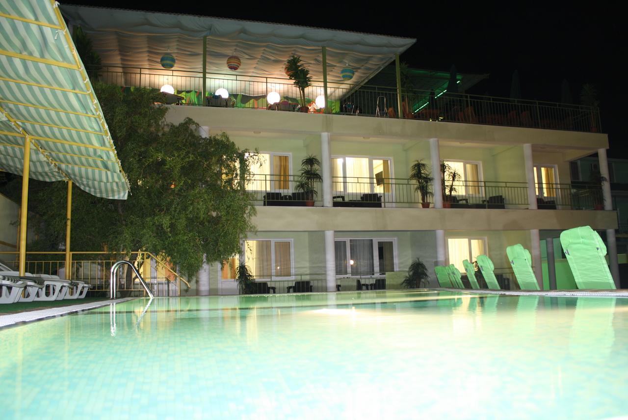 Green Hotel-Club Zatoka Exterior photo